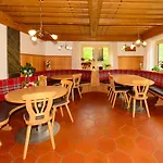 Schrahlehen 3*