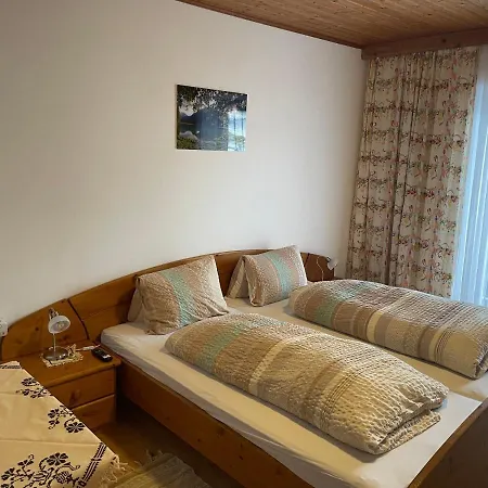 Schrahlehen Bed & Breakfast *
